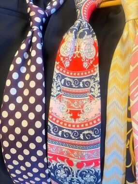 Versace Red and Navy Baroque Pattern Silk Tie